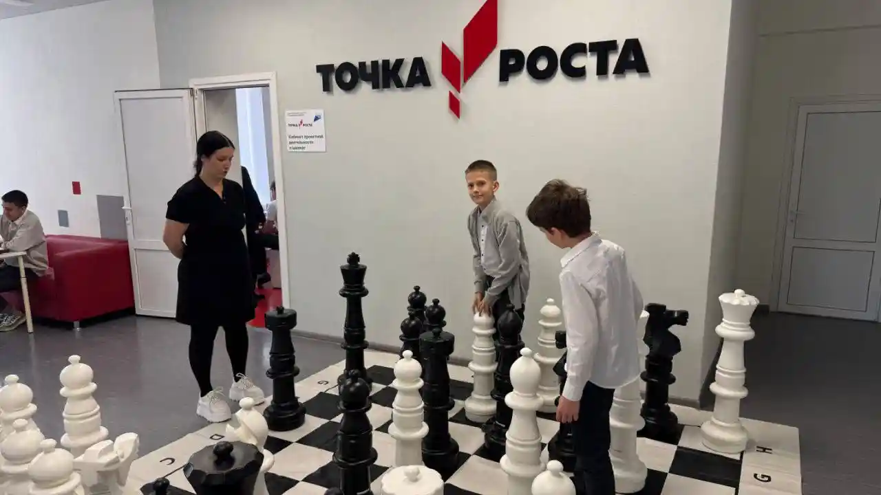 В Песчанокопском районе нацпроекты превращают сельскую школу и дворец культуры в центры развития детей